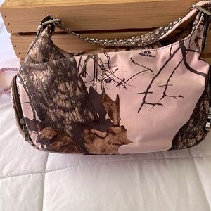 Mossy Oak Pink Camouflage purse with Rhinestones